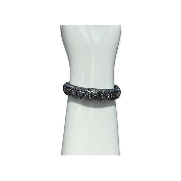 Fashion Jewelry Black Hinged Sparkle Bracelet - Picture 2 of 6